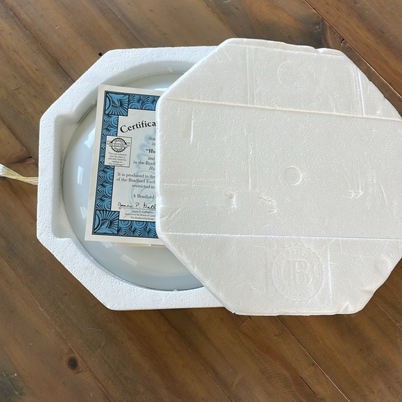 VINTAGE “Winnie the Pooh” Collectors Plate - Picture 13 of 14